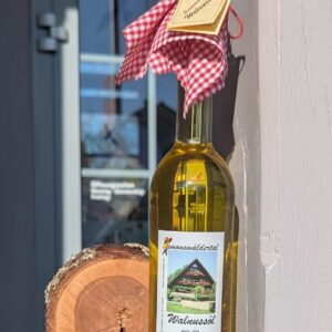 Walnussöl aus historischer Ölmühle (500ml)