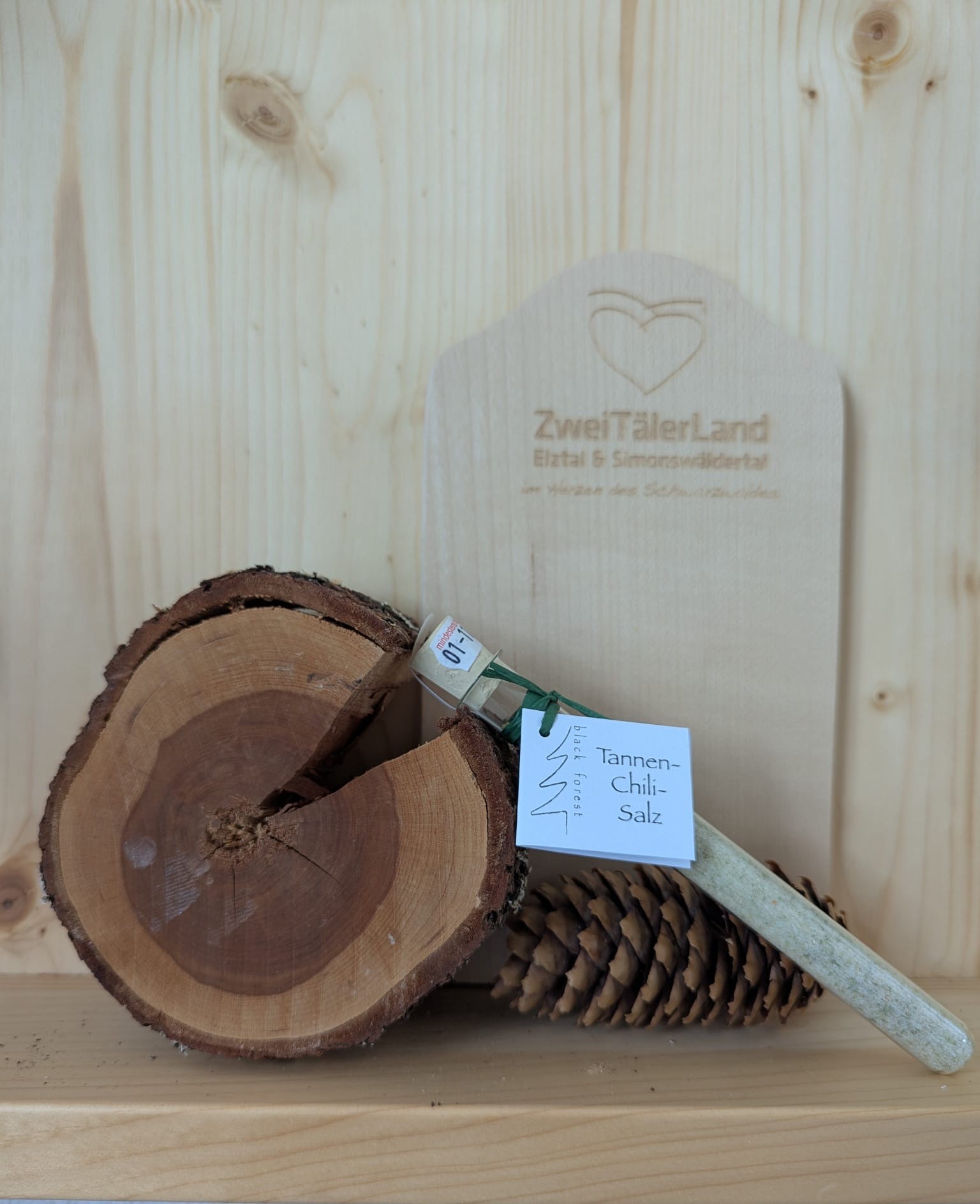 Tannen-Chili-Salz mit Speckbrettle